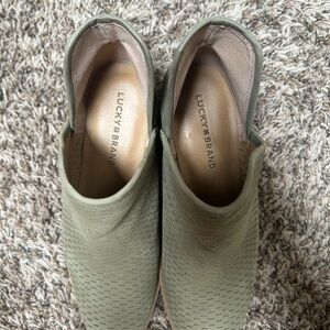 Lucky Brand Women's Green Ankle Boots